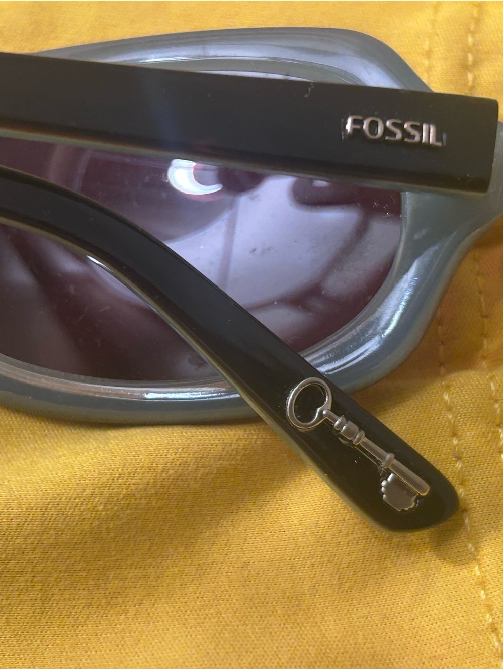 Vintage Fossil Brown Sunglasses with Gold Key Accent New Without Tags